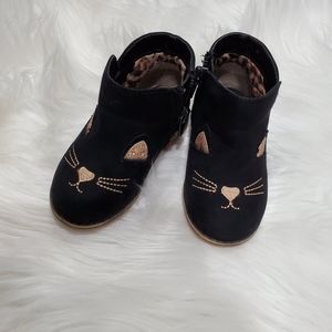 Little Girl Cat Boots